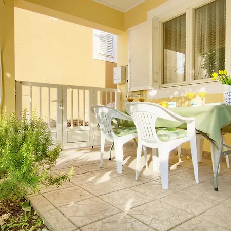 Olea House Holiday home