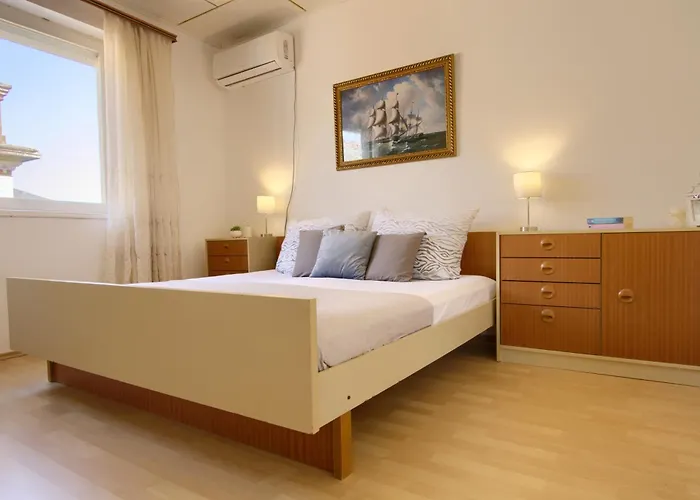 Olea House Nyaraló Lukoran